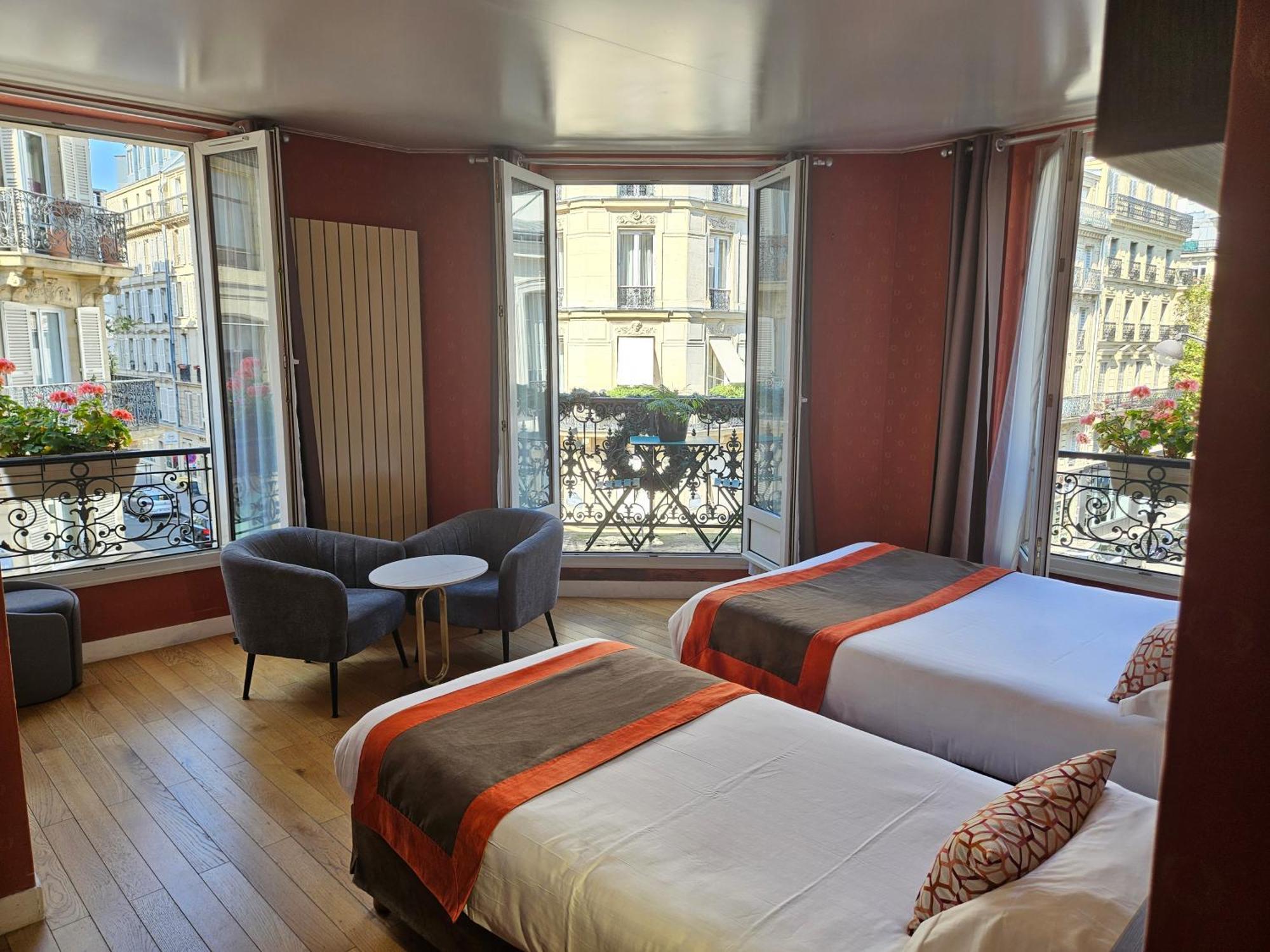 Home Latin Paris Exterior foto