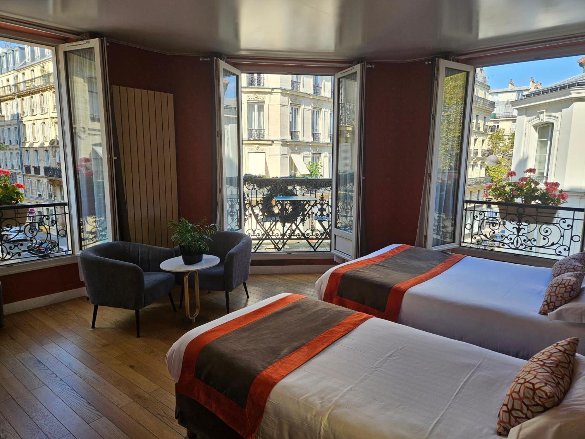 Home Latin Paris Exterior foto