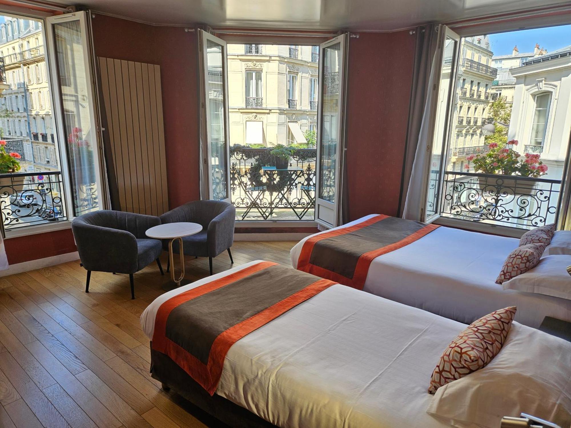 Home Latin Paris Exterior foto