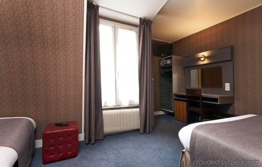 Home Latin Paris Quarto foto